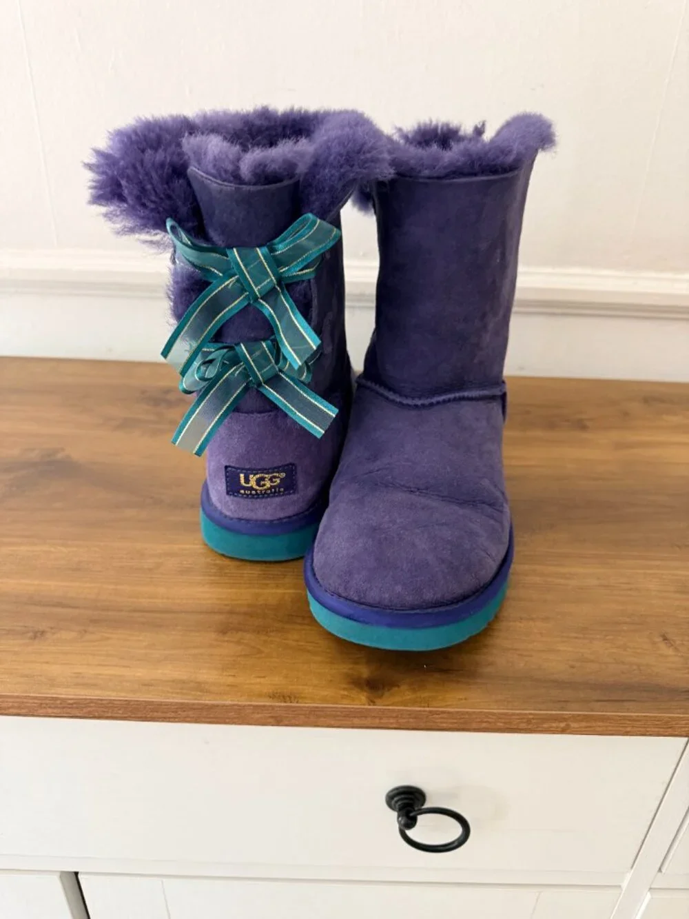 Kids Uggs Gently used